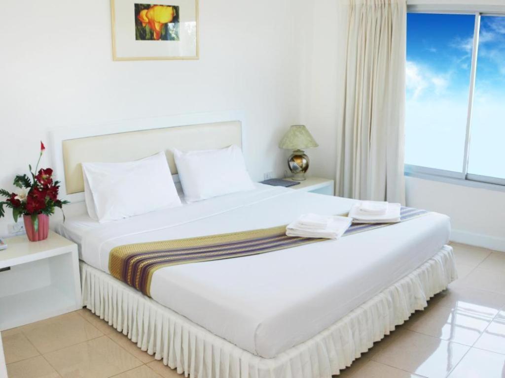 Seng Aroun Hotel Pakse Exterior foto