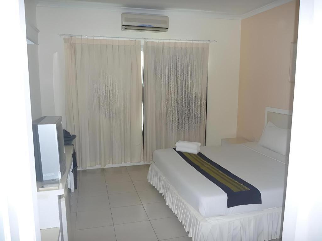 Seng Aroun Hotel Pakse Exterior foto