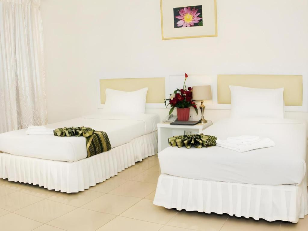 Seng Aroun Hotel Pakse Exterior foto